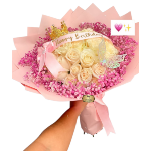 🎂 Bouquet de Cumpleaños con Rosas Crema y Gypsophila | Floristería Las Palmas Bogotá y Cali