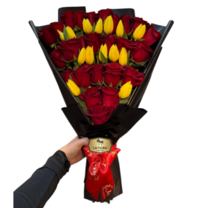 🌹🌷 Bouquet de Rosas Rojas y Tulipanes Amarillos | Elegancia y Contraste Bogotá