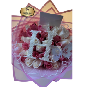 Bouquet Inicial con Rosas Rosadas y Blancas | Arreglo Personalizado Elegante Bogotá